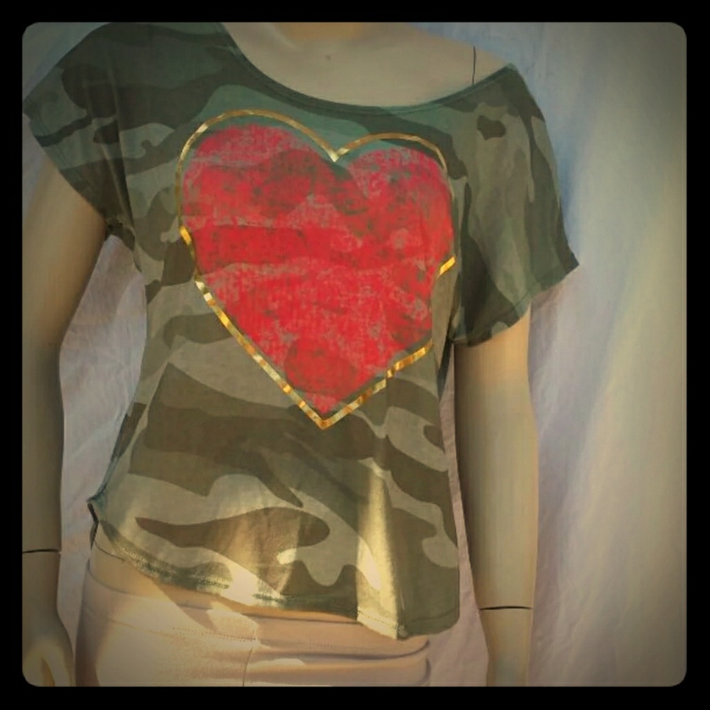 Just Ginger Heart Camo Top
